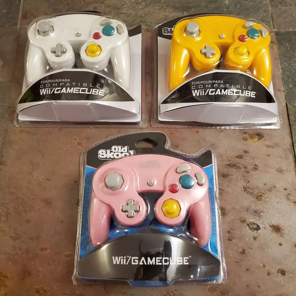 3 Gamecube Controllers - 3 Colors Bundle (NEW) - Pink White Orange - Nintendo